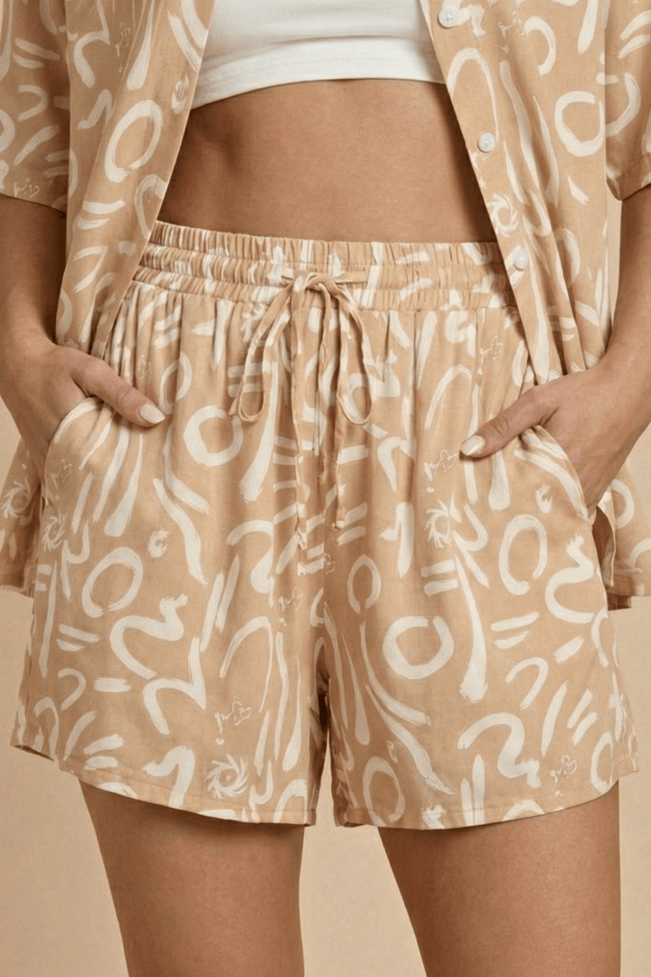 Women’s Printed Two-Piece Shirt and Shorts Set – Relaxed Summer Co-Ord