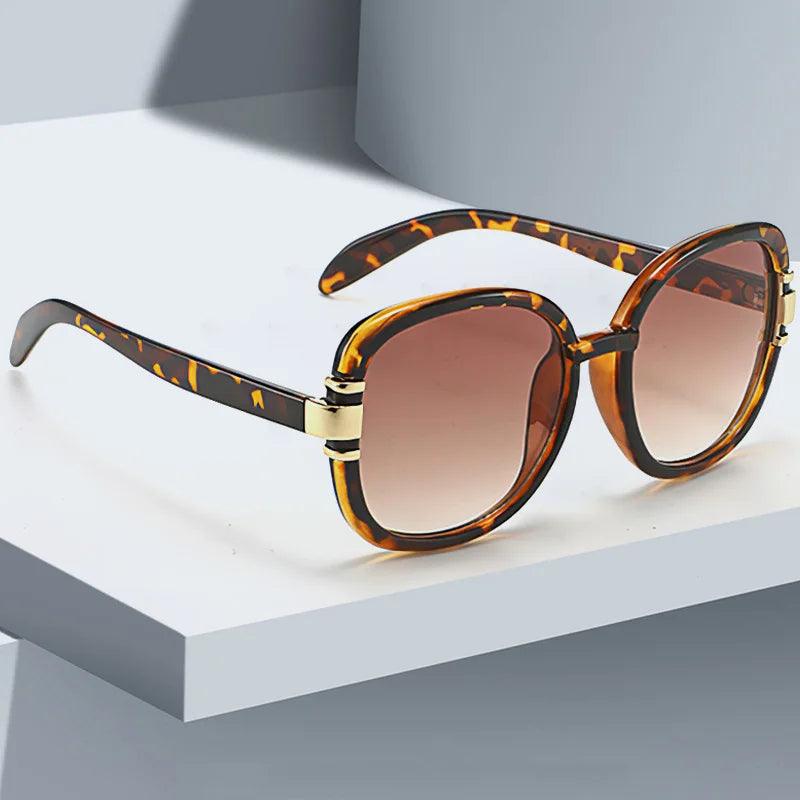 Celestique | Women's Square Gradient Eyewear