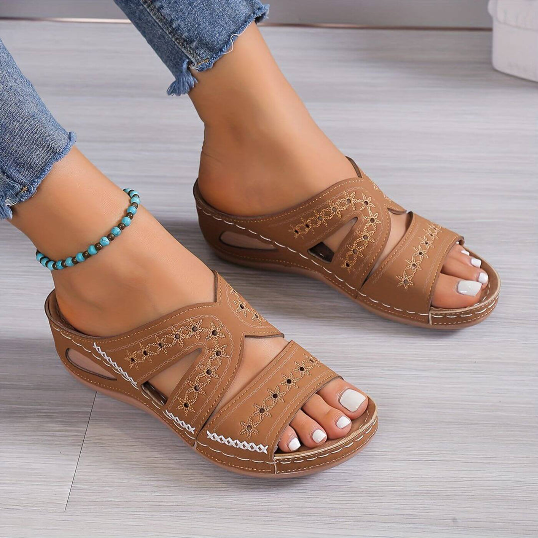Soleva | Women's Wedge Mules with Walking Sandals Design