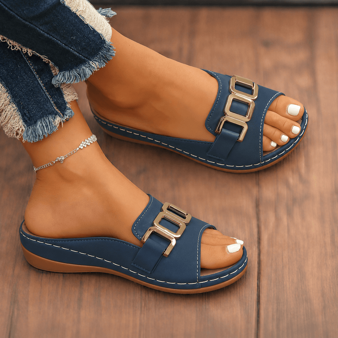 Everly | Women's Cushioned Adjustable Buckle Sandals