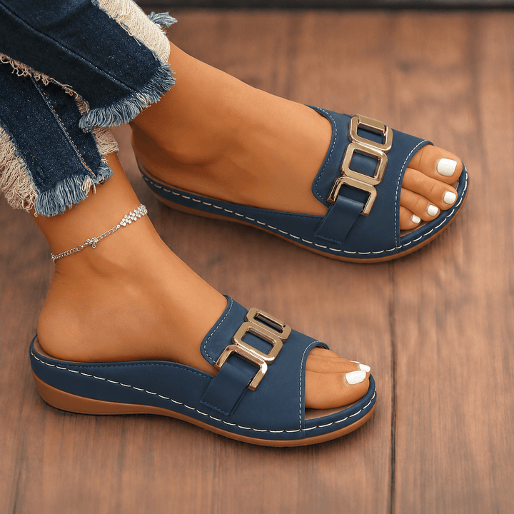 Everly | Women's Cushioned Adjustable Buckle Sandals
