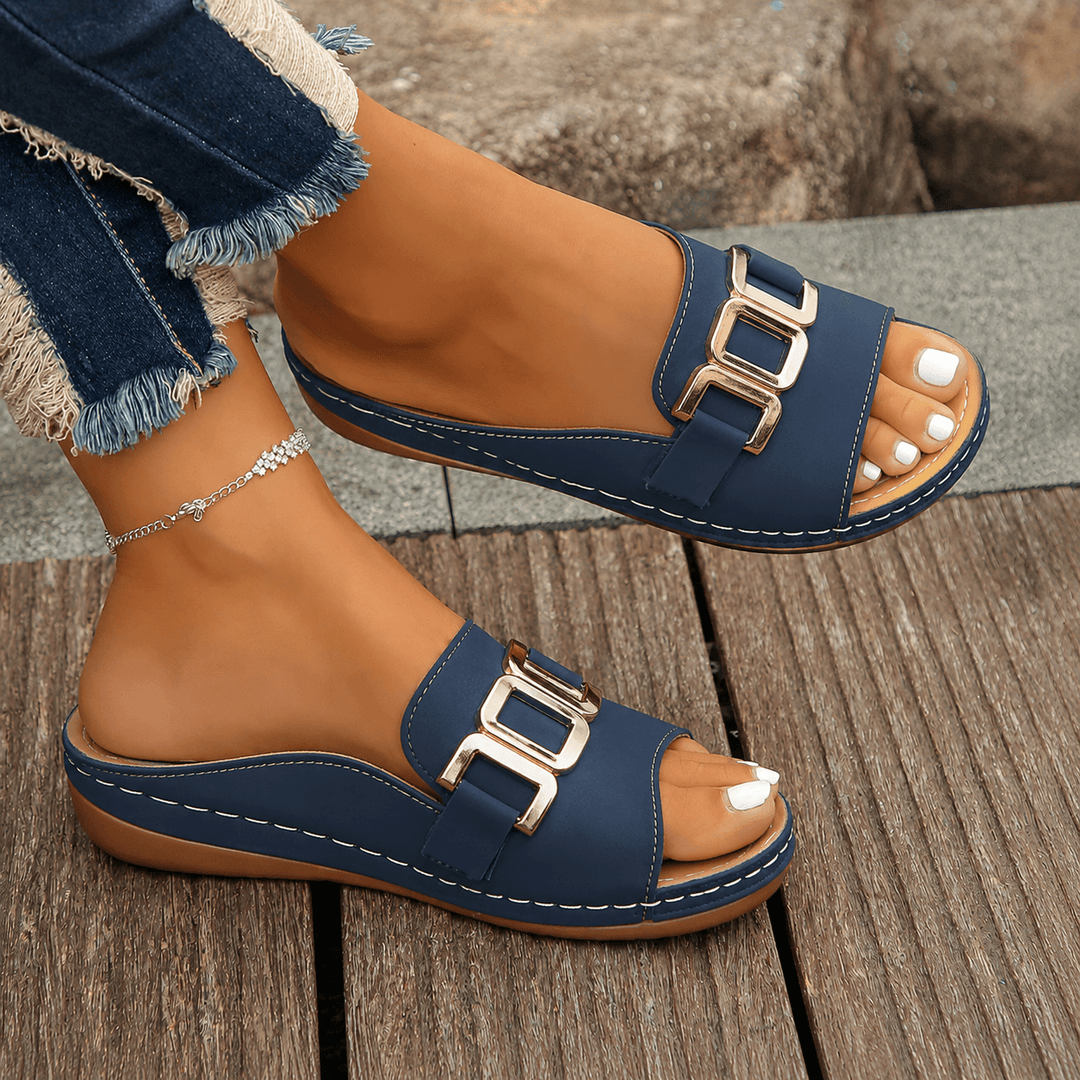 Everly | Women's Cushioned Adjustable Buckle Sandals