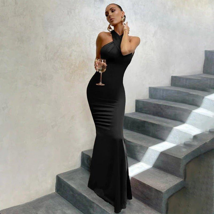 Halter Neck Maxi Dress – Elegant Backless Mermaid Fit for Evening & Events