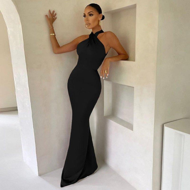 Halter Neck Maxi Dress – Elegant Backless Mermaid Fit for Evening & Events