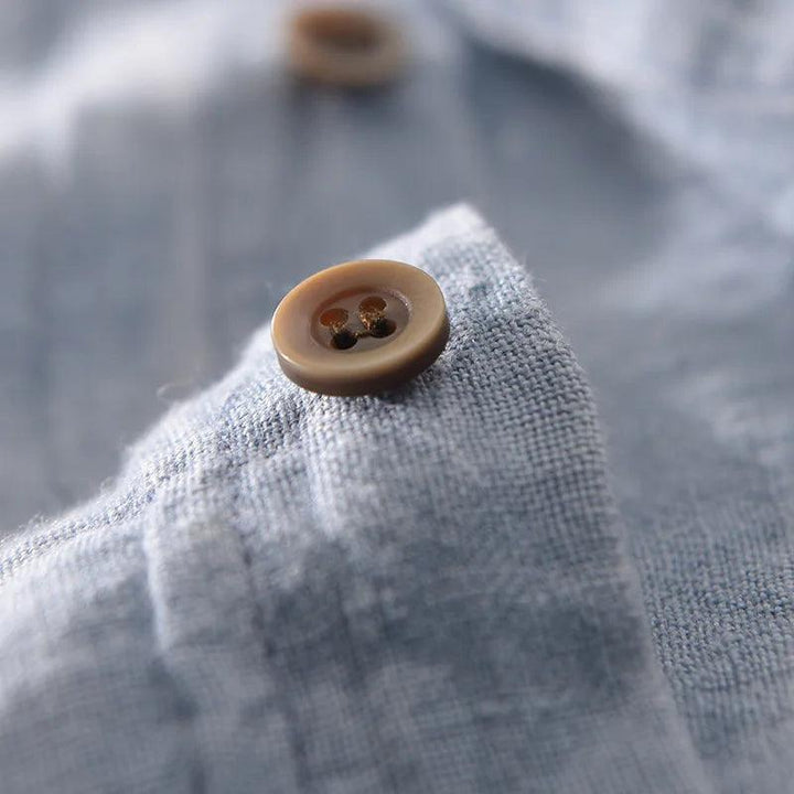 Men's Linen Short-Sleeve Shirt - Relaxed Collar and Curved Hem