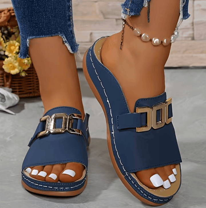 Everly | Women's Cushioned Adjustable Buckle Sandals
